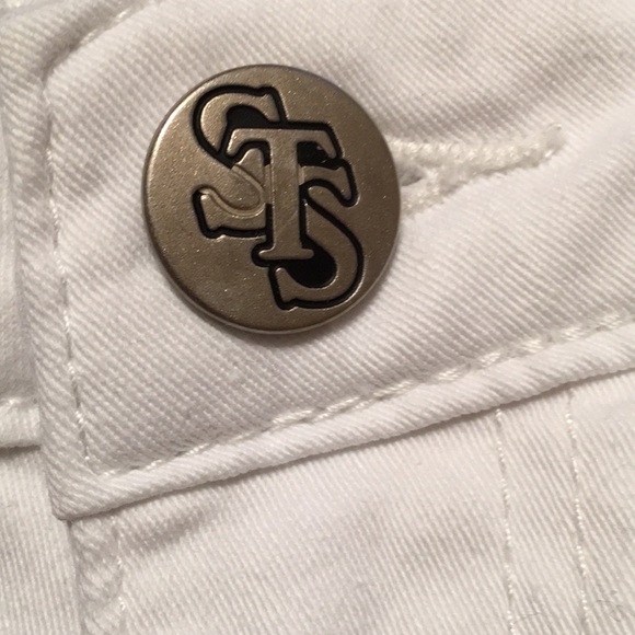 STS Blue Mini White Denim Shorts With Lace Size 00 - Picture 6 of 7